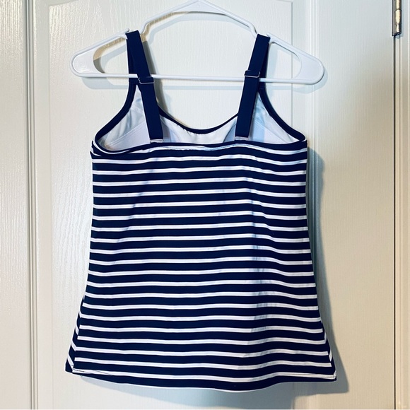 NWOT Lands End tankini top ladies size 8D - Picture 2 of 5